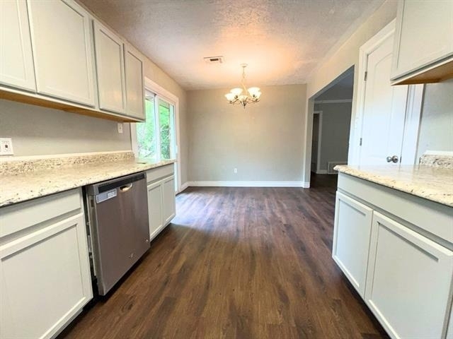2709 Nw Hilltop Drive - Photo 5
