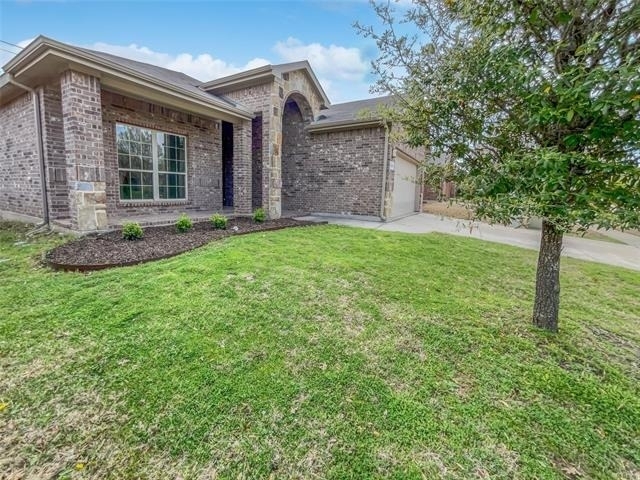 2620 Triangle Leaf Drive - Photo 1