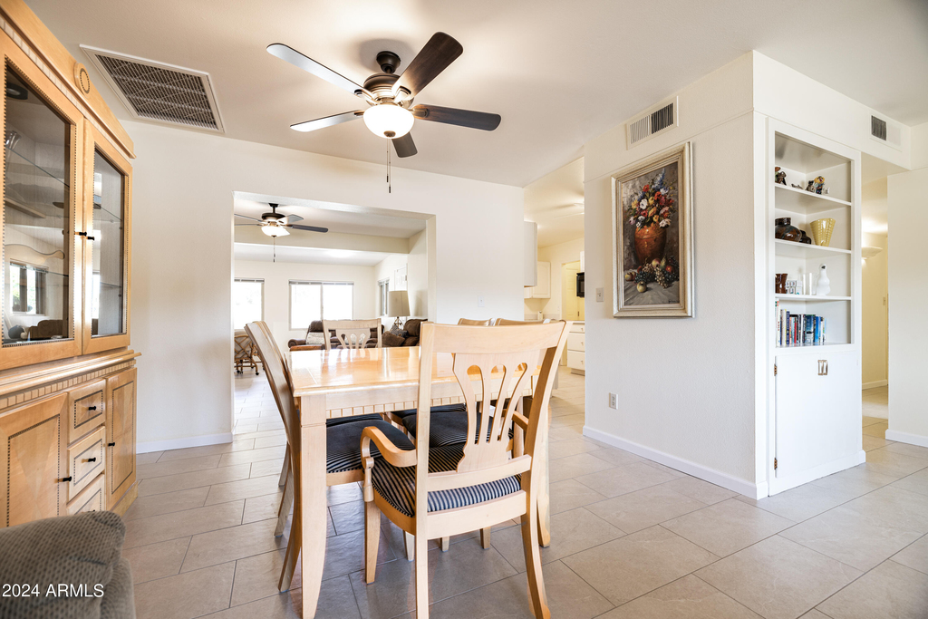 10846 N 109th Avenue - Photo 2