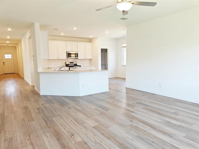 8404 Honeylocust Street - Photo 7