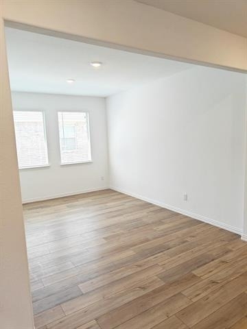 8404 Honeylocust Street - Photo 10