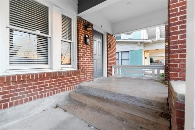 813 May Street - Photo 4