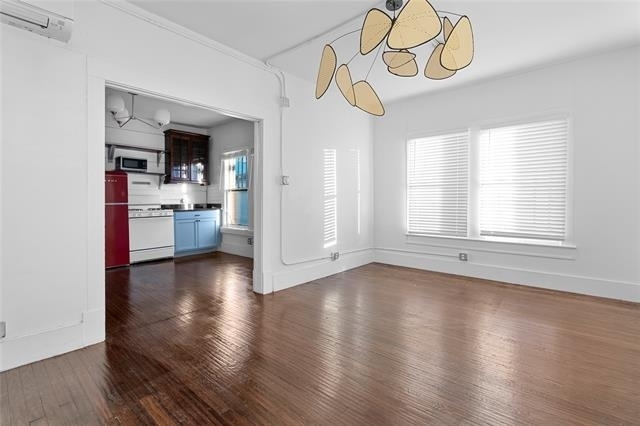 813 May Street - Photo 10