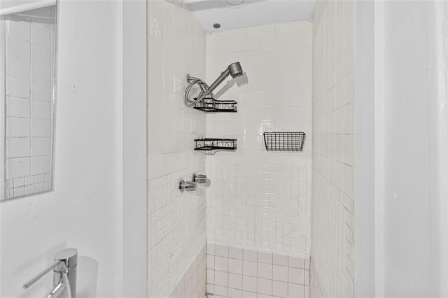 813 May Street - Photo 18