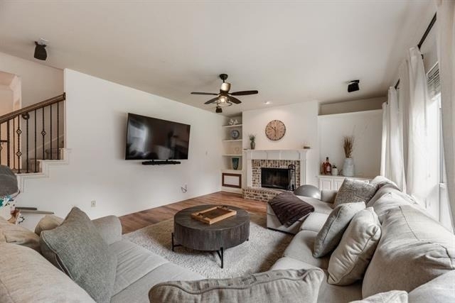 4104 Tiffany Drive - Photo 2