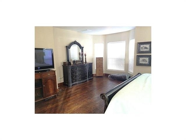4506 Burnhill Drive - Photo 11