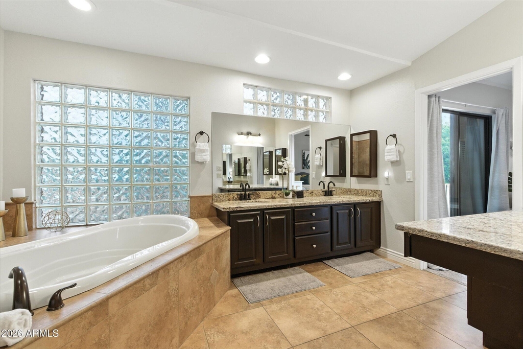 5851 E Beck Lane - Photo 33