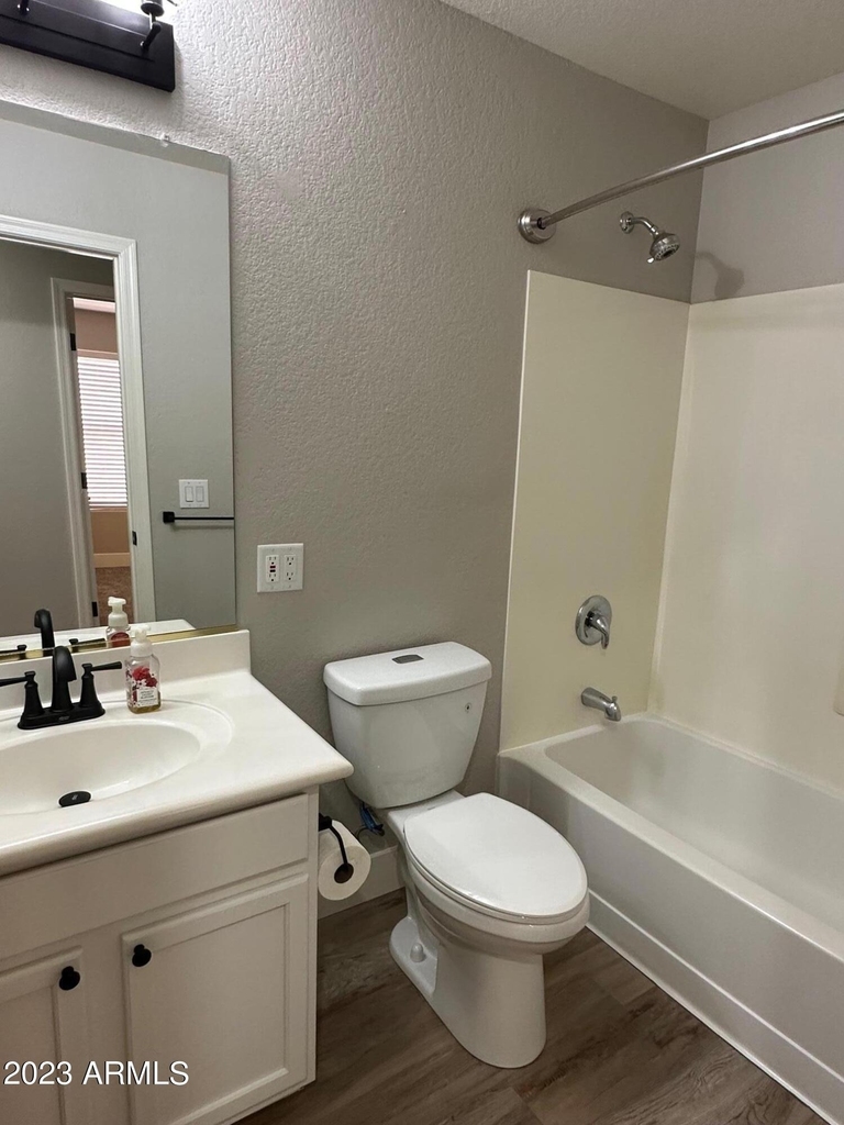2523 W White Feather Lane - Photo 8