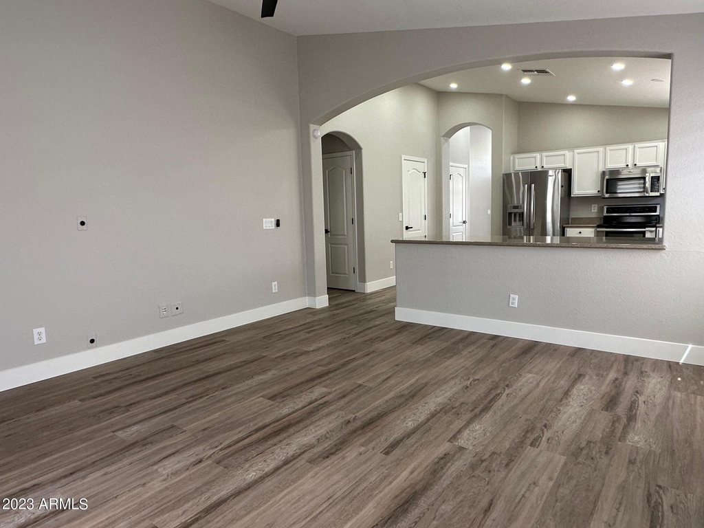 2523 W White Feather Lane - Photo 6