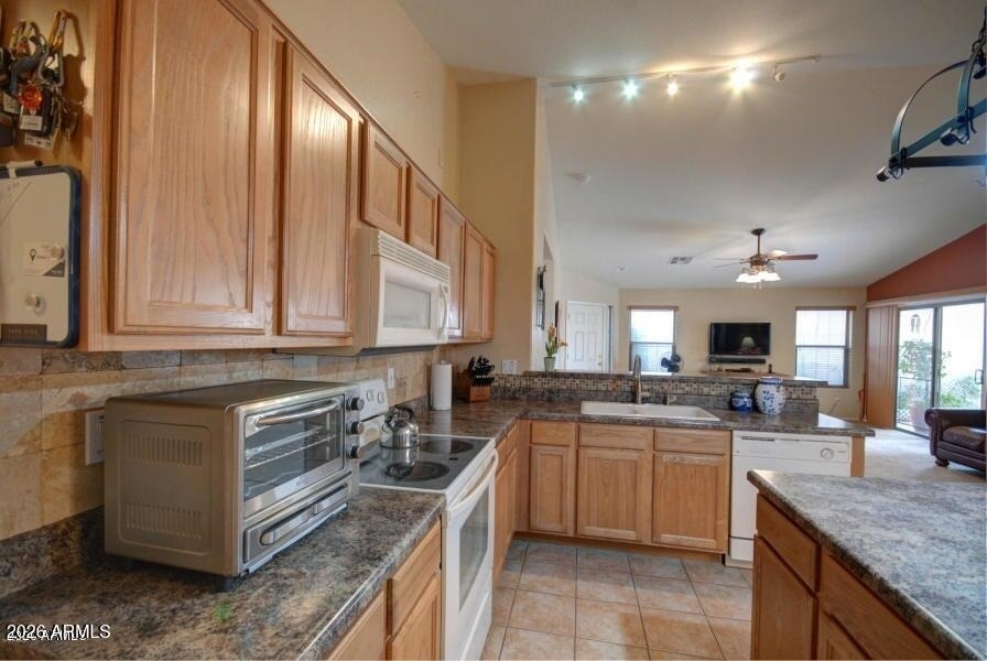 46149 W Guilder Avenue - Photo 6