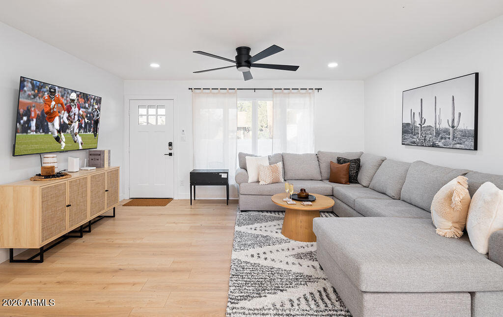 6002 E Hartford Avenue - Photo 11
