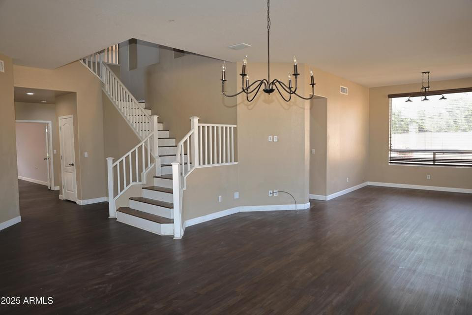 562 N Danielson Way - Photo 6