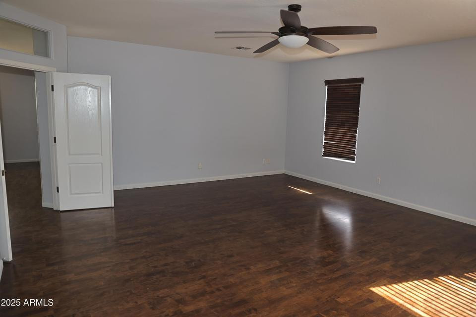 562 N Danielson Way - Photo 13