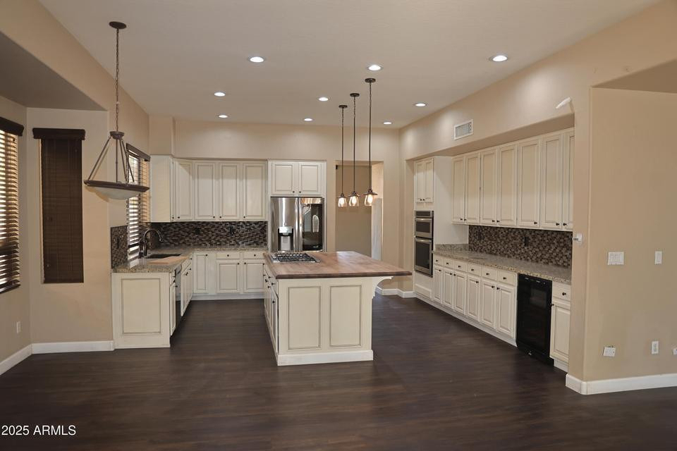 562 N Danielson Way - Photo 7