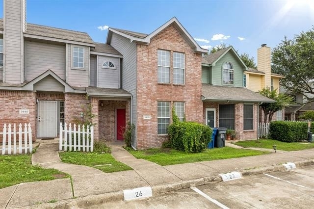 3938 Pickett Place - Photo 0