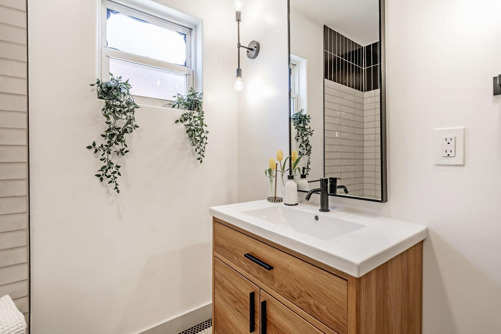 7018 N 13th Street - Photo 22