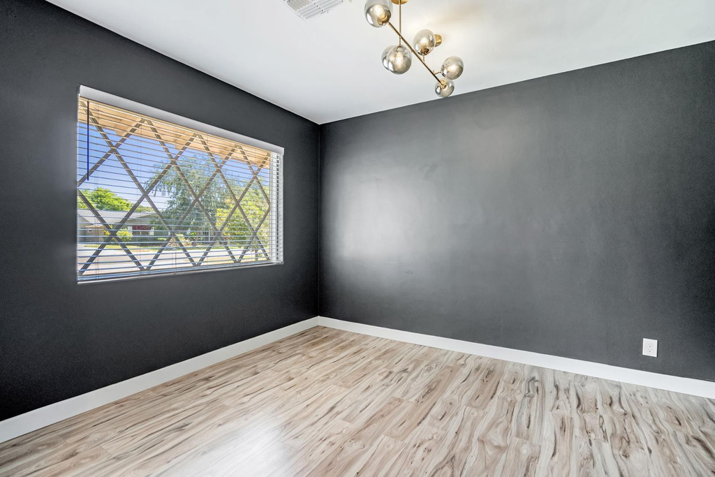 7018 N 13th Street - Photo 9