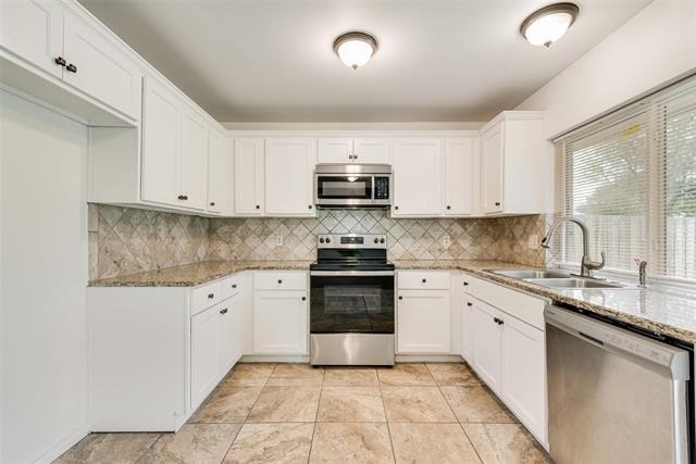 1024 Sunset Drive - Photo 16