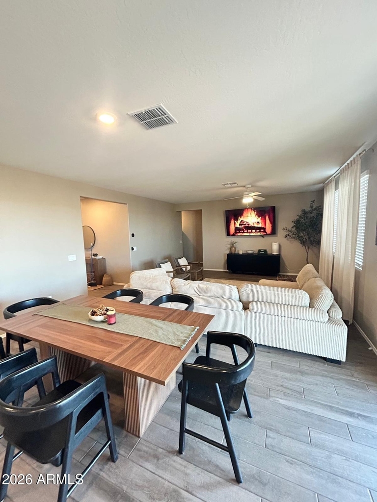 2710 N Mulberry Place - Photo 5