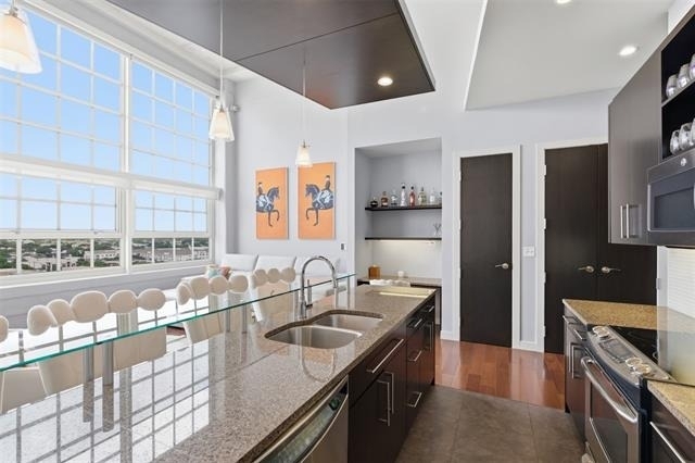 2600 W 7th Street - Photo 3
