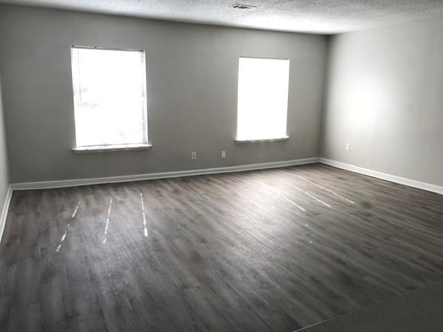 1601 Hillwood Drive - Photo 3