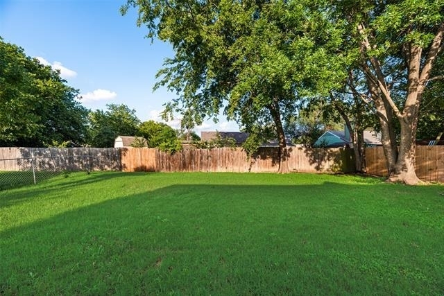 7204 Shadow Bend Drive - Photo 10