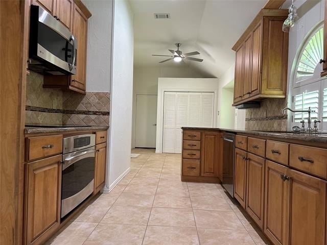 730 Blue Oak Drive - Photo 11