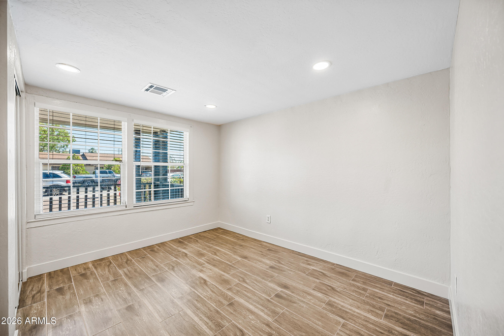 750 W 1st Place - Photo 18