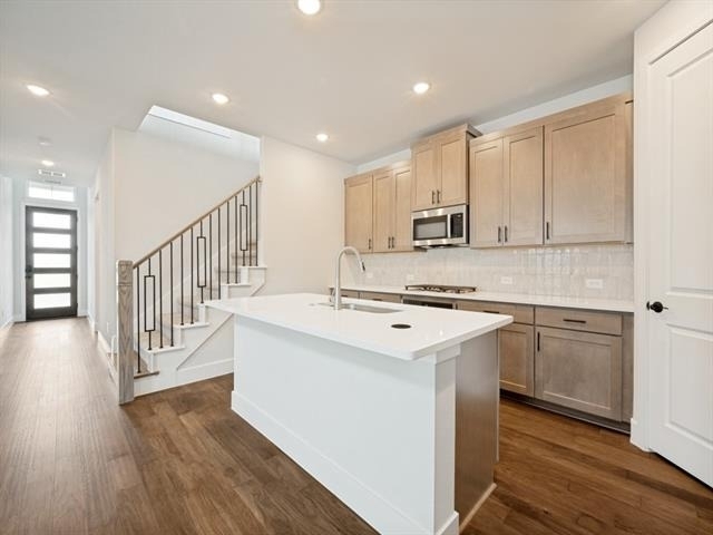 7342 Farley Street - Photo 2