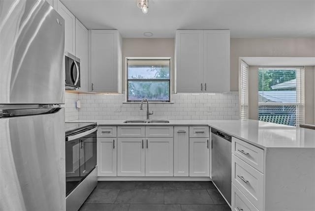 6801 Penhurst Drive - Photo 5