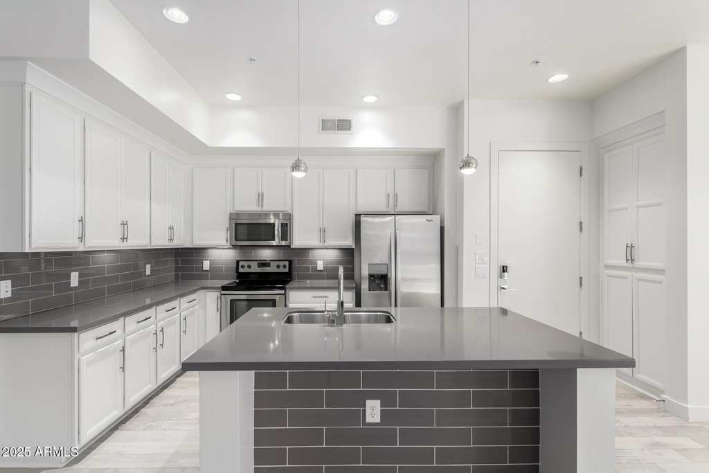 6565 E Thomas Road - Photo 5