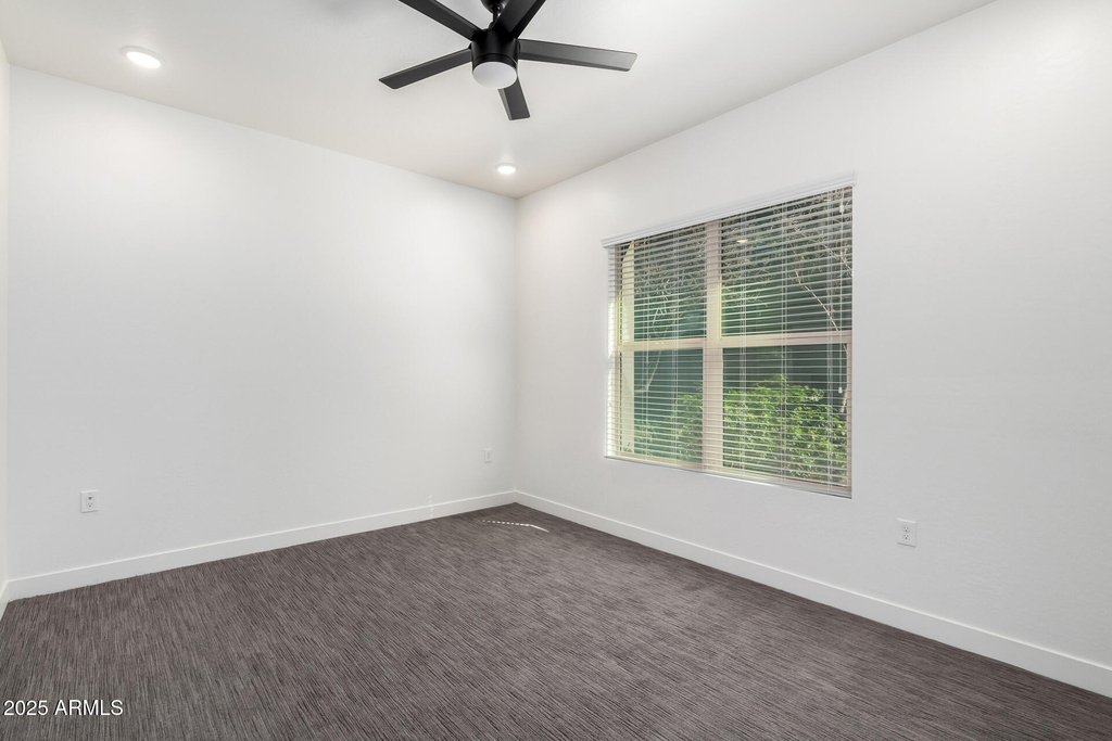 6565 E Thomas Road - Photo 7