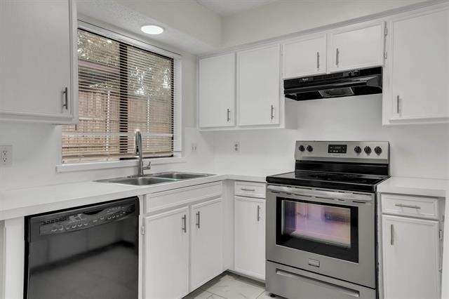 332 W Corporate Drive - Photo 3