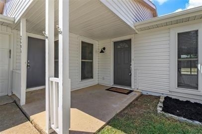 2601 Knoll Trail - Photo 0