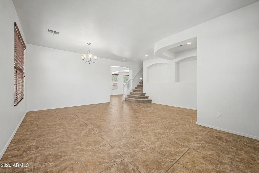 15102 W Westview Drive - Photo 5
