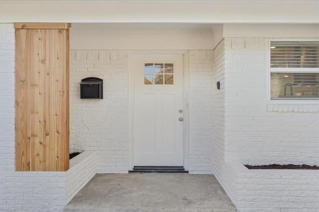 6912 Clemson Drive - Photo 4