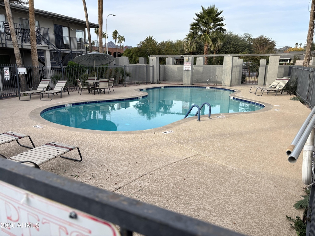 4111 E Camelback Road - Photo 17