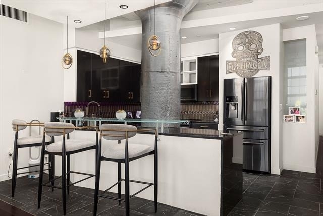 2600 W 7th Street - Photo 10