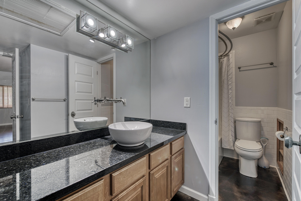 8055 E Thomas Road - Photo 7