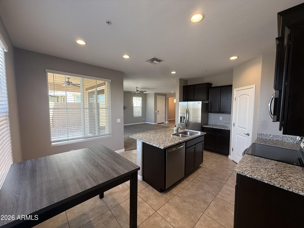 1255 N Arizona Avenue - Photo 5