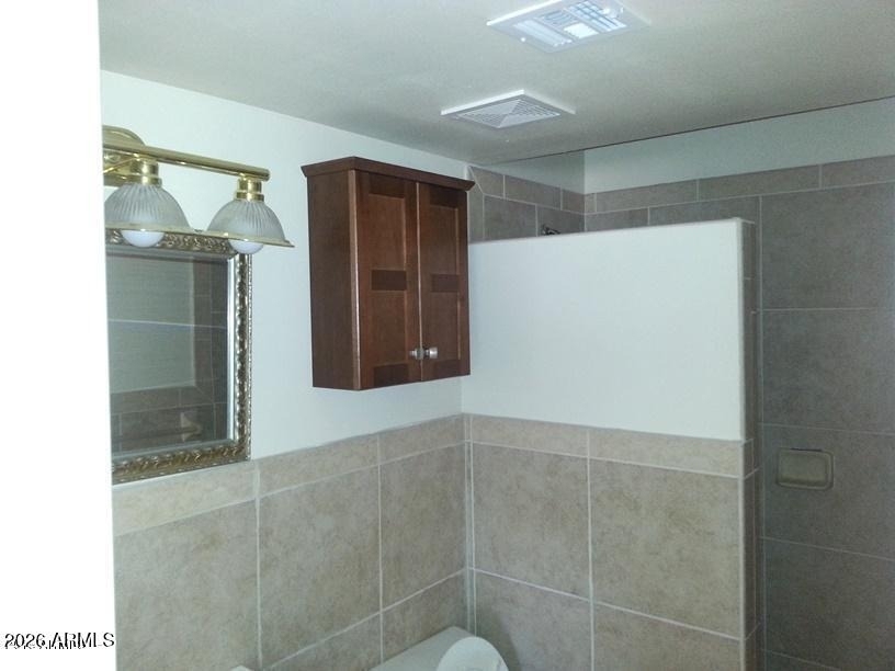 7010 N 68th Drive - Photo 13