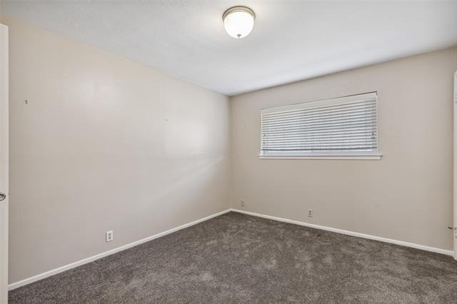 7918 Royal Lane - Photo 18