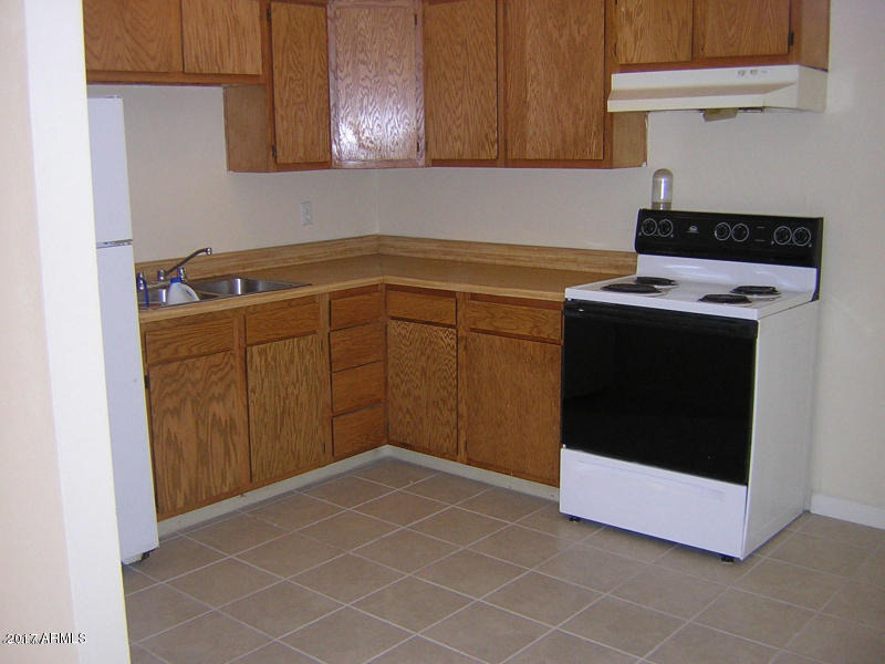 4940 E Holly Street - Photo 3