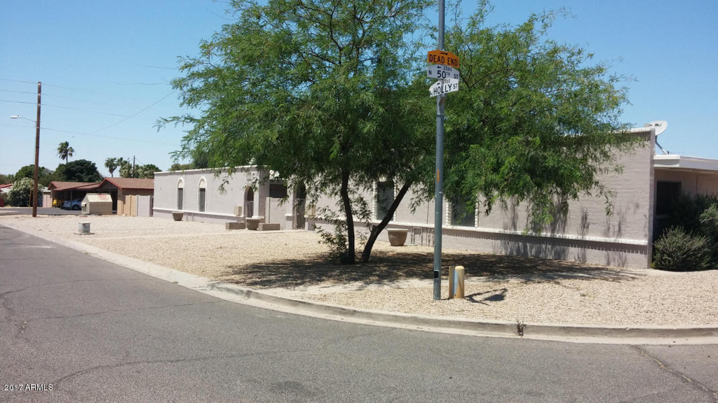 4940 E Holly Street - Photo 0