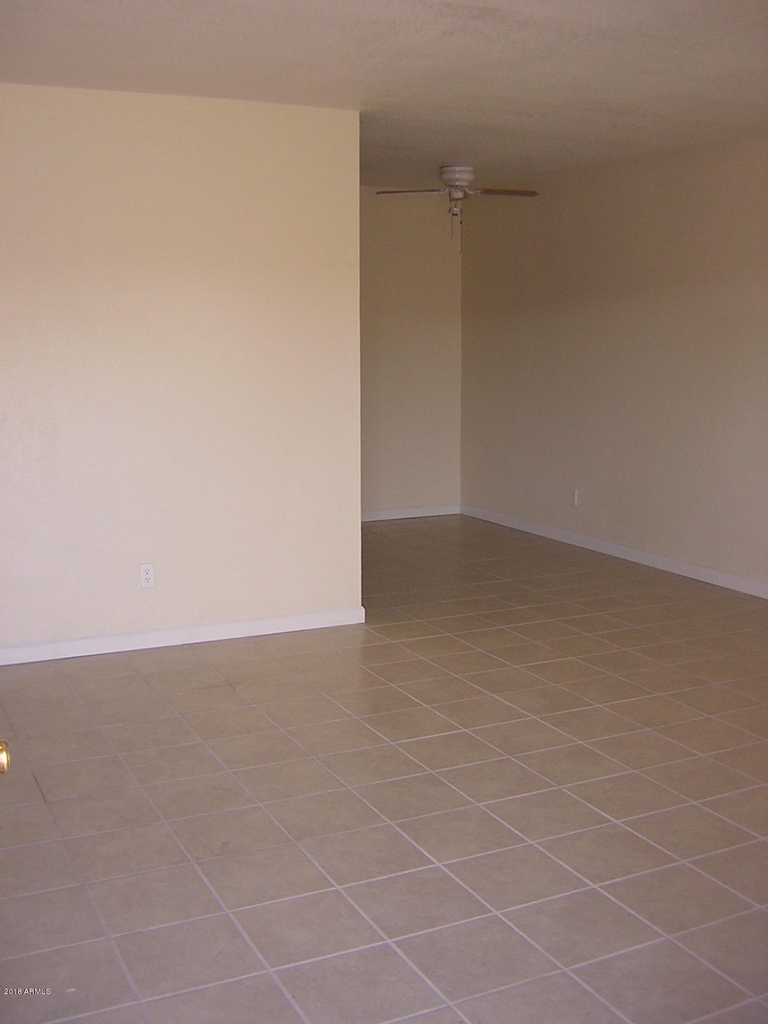 4940 E Holly Street - Photo 7