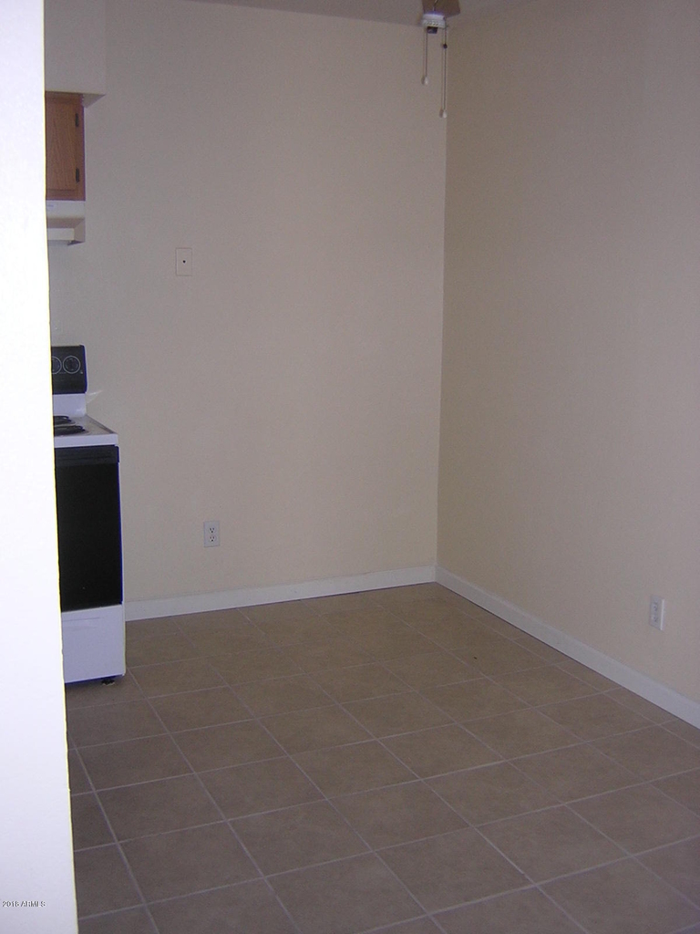 4940 E Holly Street - Photo 11