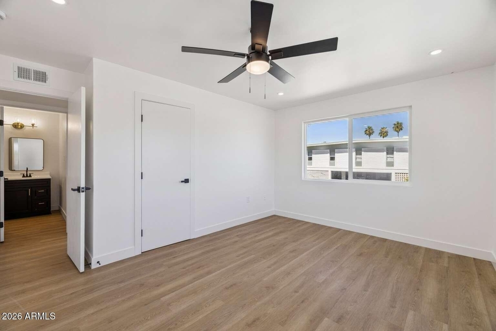 2205 S Mill Avenue - Photo 15