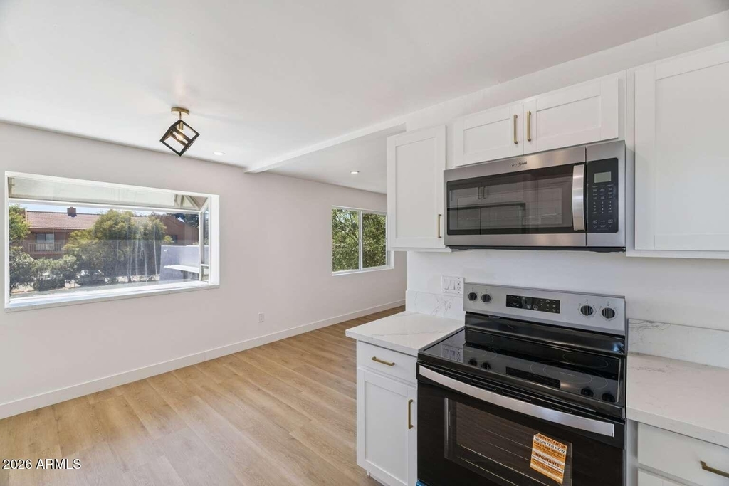 2205 S Mill Avenue - Photo 12