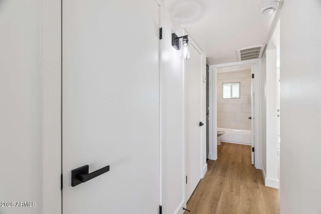 2205 S Mill Avenue - Photo 11