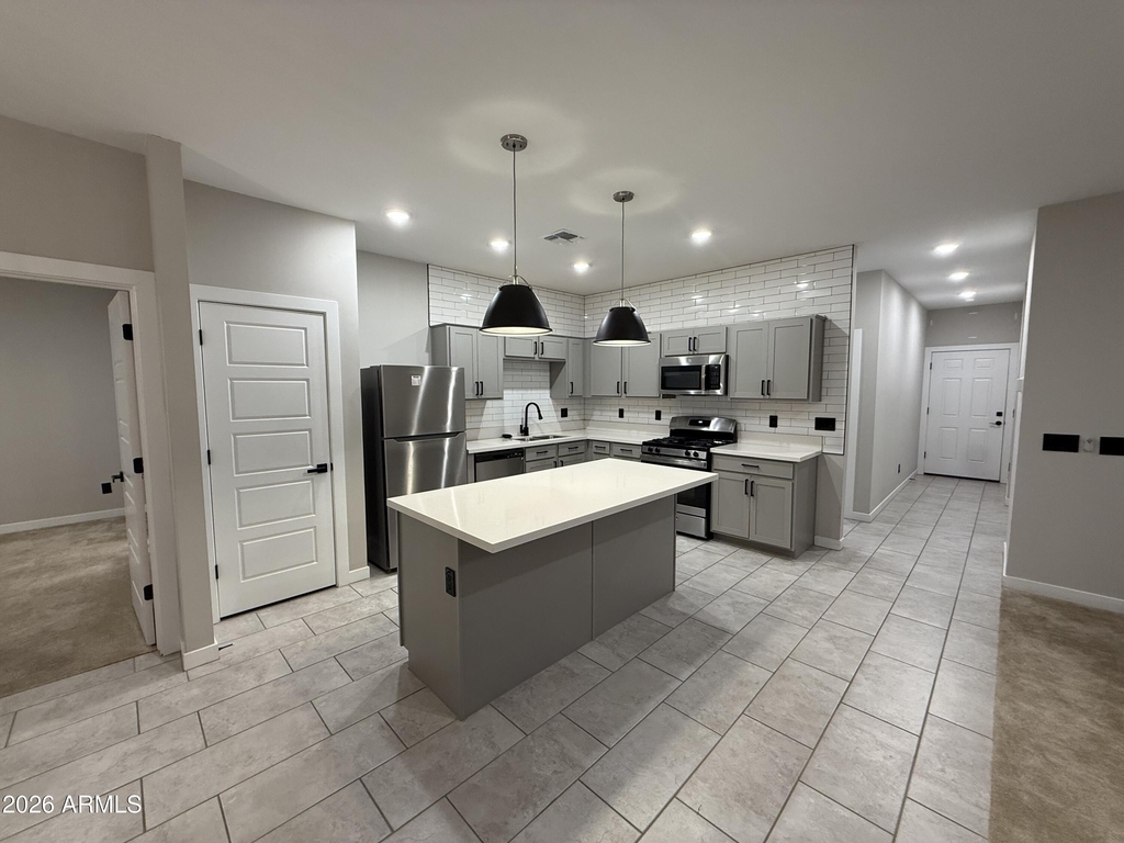 35448 W Santa Barbara Avenue - Photo 10